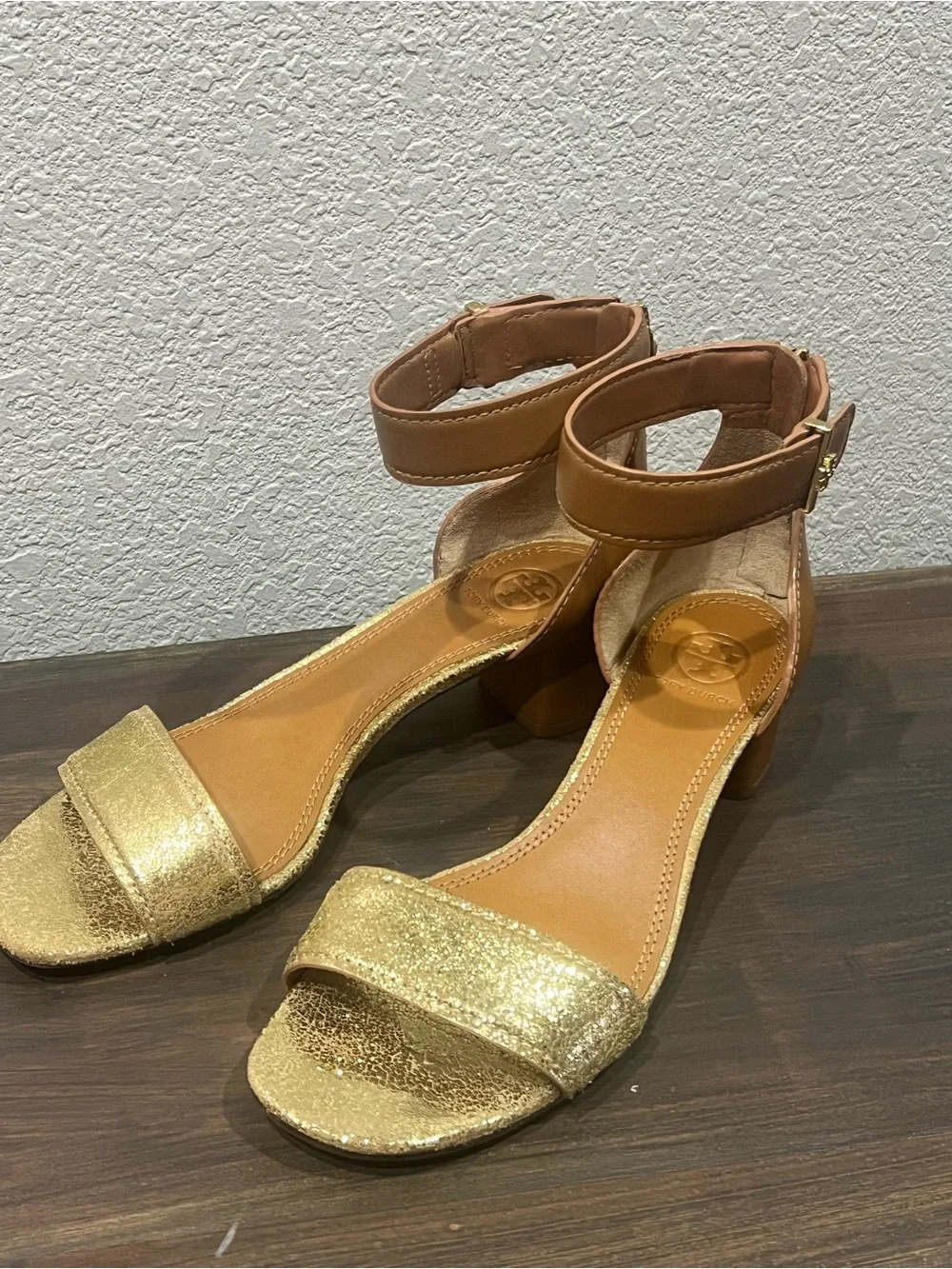 Tory Burch | Tana Ankle Wrap City 2” Heels Leather Block Heel Tan Gold